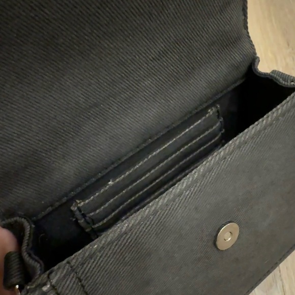 Zara Mini Black Chain Strap Purse - Picture 3 of 3